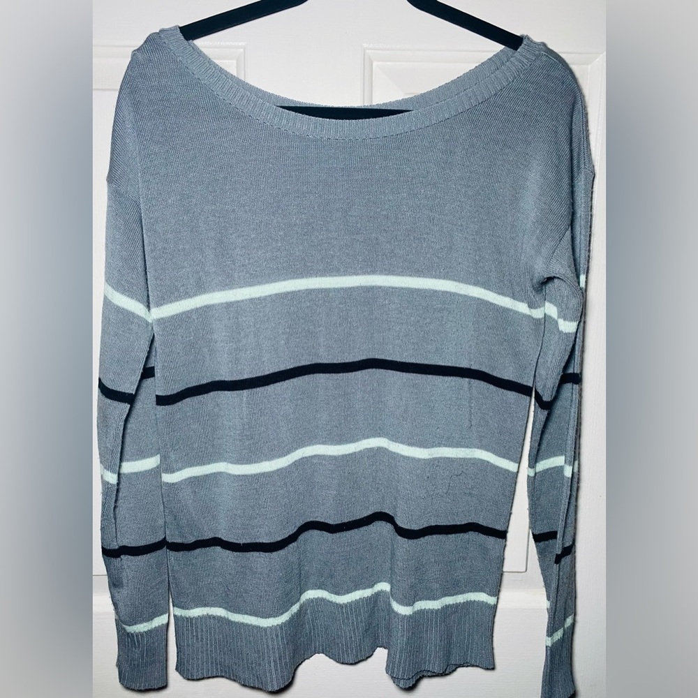 Charming Charlie Women's Sweater Gray Pullover with Stripe, M